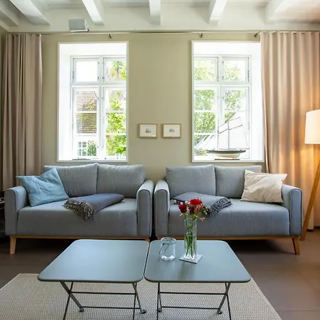 Kapitaenshaus Luv & Lee بيت للعطل *